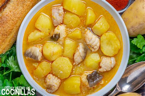 Plato de congrio al ajillo con patatas y el aliño de ajoarriero
