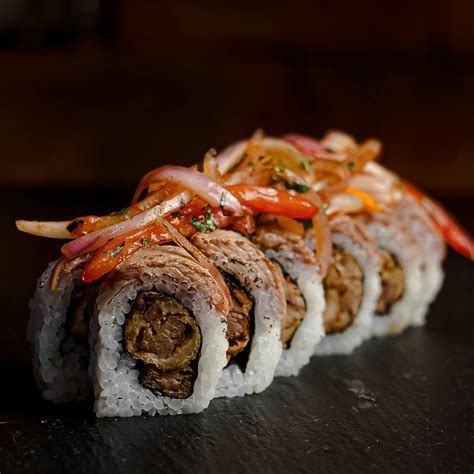 Maki sushi de lomo saltado, fusión de cocina japonesa y peruana