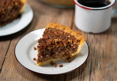 Relleno líquido de pay de nuez chocolate y café antes de hornear