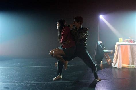 Karla Meza, directora, bailarina y coreógrafa
