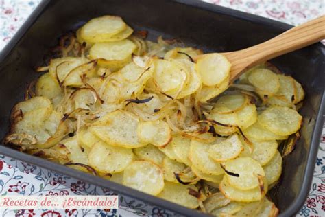 Comparativa visual entre patatas a lo pobre y patatas panaderas