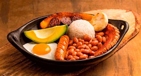 Plato de Bandeja Paisa