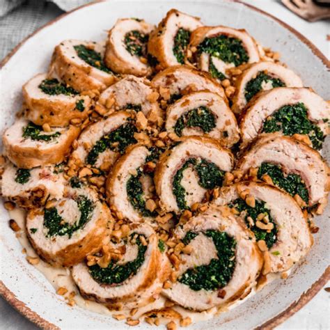 Relleno de pollo y espinaca listo para los cappelletti