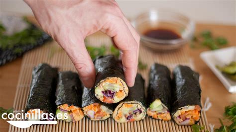Makis veganos sin arroz de nori rellenos de vegetales