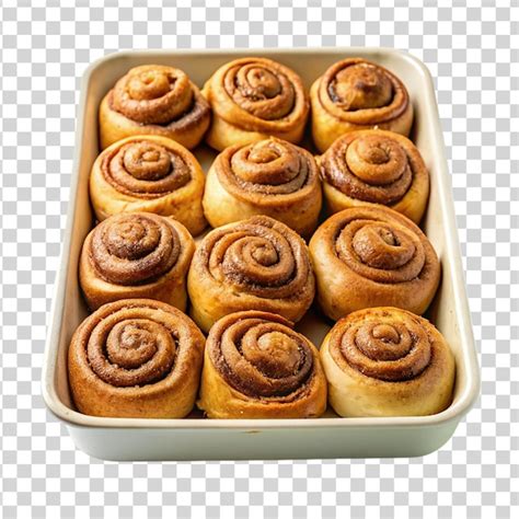 Bandeja de rollos de vainilla y pasas listos para hornear