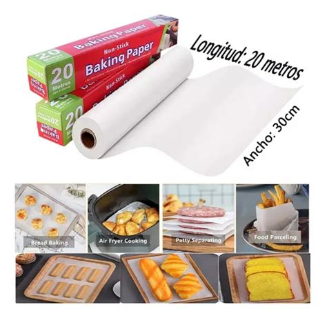 Discos de panqueque individuales sobre papel mantequilla, listos para hornear o recién horneados