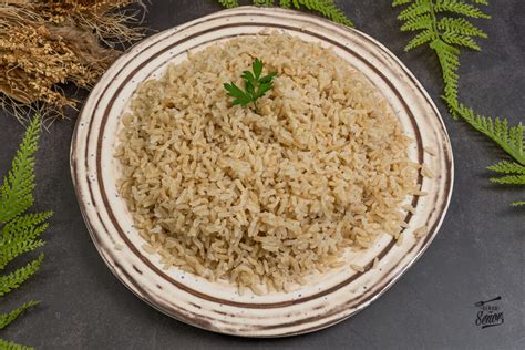 Infografía con consejos para cocinar arroz integral: remojo, tostado, cocción