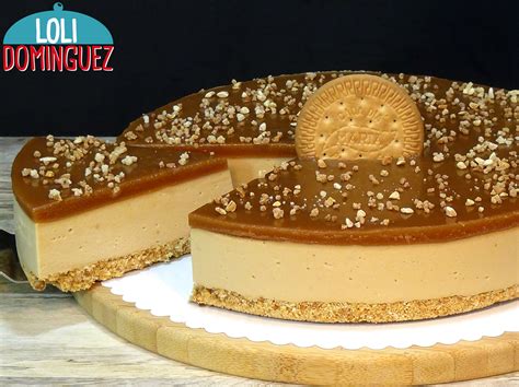 Tarta de galletas María con forma de flor