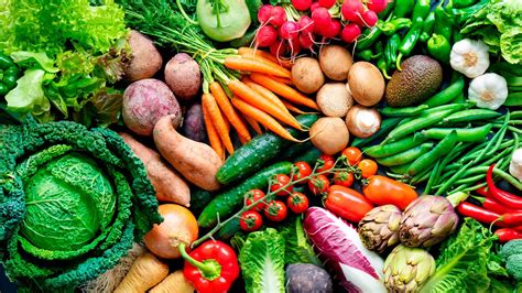 Variedad de vegetales frescos para lentejas