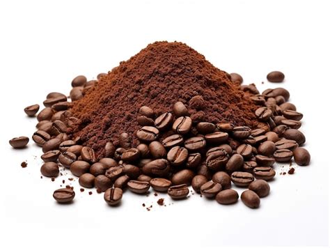 Grano de café recién tostado y molido