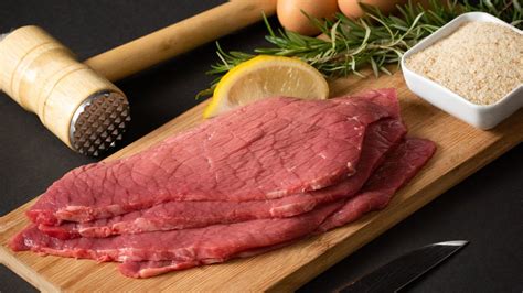 Infografía: Cortes de carne para milanesas (nalga, peceto, bola de lomo, cuadrada) con sus características.