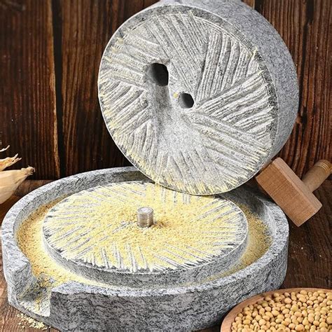 Esquema de un molino de piedra tradicional para cereales.
