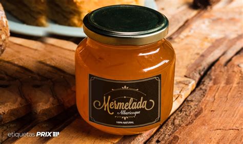 Mermeladas artesanales con etiquetas personalizadas