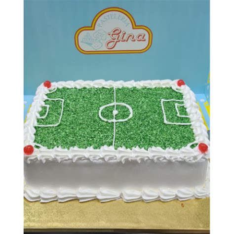 diseño de torta de cancha de rugby con opciones de sabor y tamaño