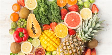 Esquema sobre el aporte de vitamina C de los cítricos en la prevención de resfriados