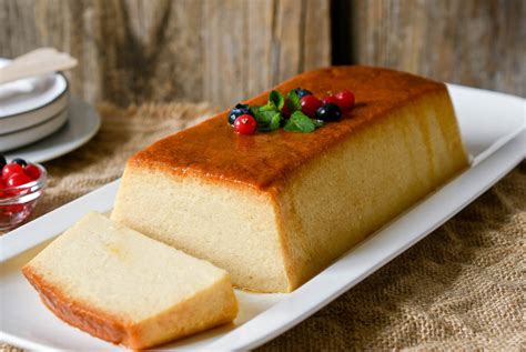 Imagen temática de un budín de pan casero