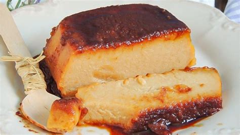Budín de pan recién cocido en microondas