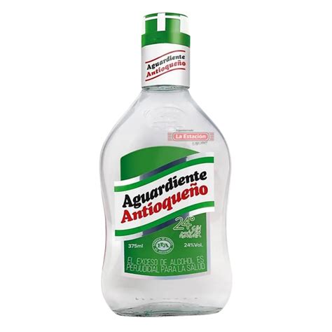 Botellas de Aguardiente Antioqueño en sus diferentes presentaciones (tapa azul, verde, roja)