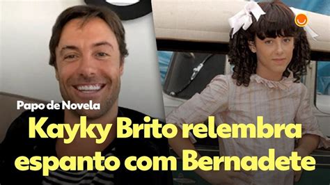 Foto de Kayky Brito caracterizado como Bernardete/Bernardo