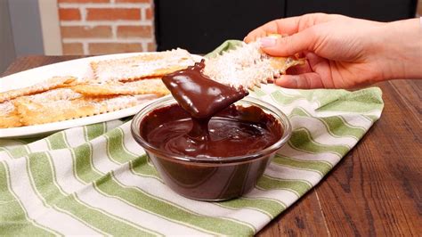 Sanguinaccio dolce, postre italiano con chocolate y sangre
