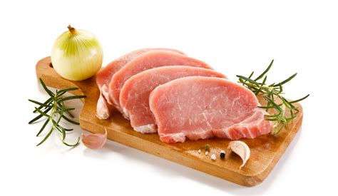Platos saludables con carne de cerdo magra preparada al horno, a la plancha o a la parrilla