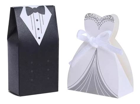 Ejemplos de personalización en cajitas para boda con nombres y fecha