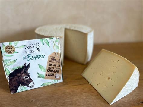 Queso Pule de leche de burra