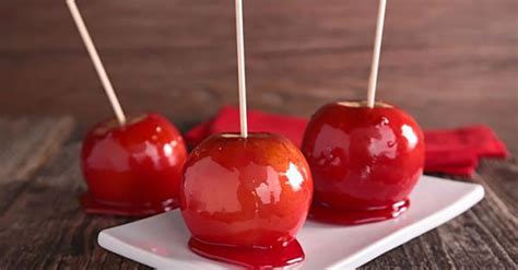 Manzanas caramelizadas en sartén con un toque de rhum