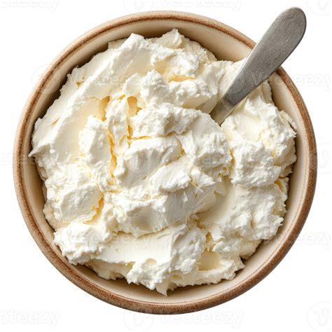 Relleno cremoso de ricotta en un bol, listo para usar