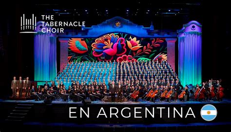 Fotografía del Coro del Tabernáculo actuando en un escenario internacional, posiblemente en Argentina o durante una gira.