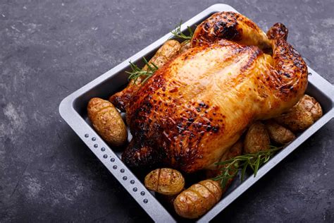 Pollo asado entero estilo colombiano