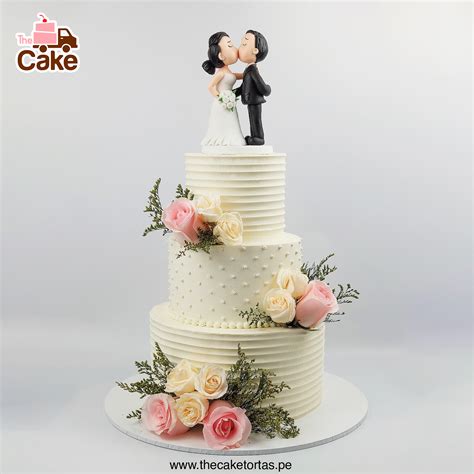 Infografía: Combinación de pisos reales y falsos en tortas de boda