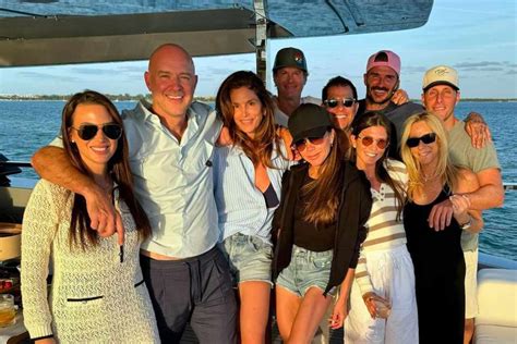 Celebridades como Cindy Crawford o Victoria Beckham luciendo vestidos bandage de Hervé Léger