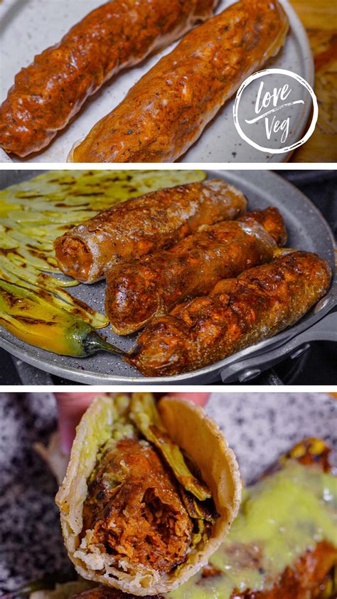Longaniza cortada en rodajas dorándose en una sartén