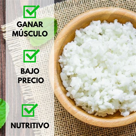 Infografía nutricional básica del arroz jazmín cocido, destacando calorías, carbohidratos, proteínas y grasas.