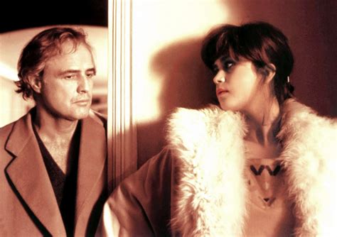 Marlon Brando y Maria Schneider en una escena de El último tango en París