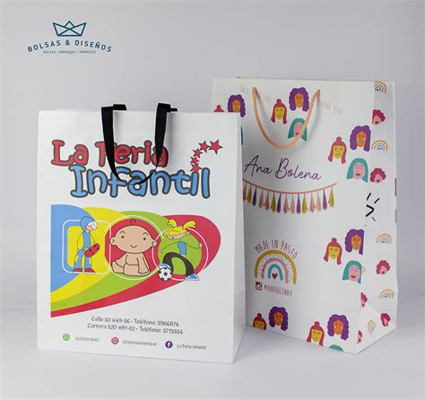 Bolsas personalizadas con logotipos y diseños vibrantes
