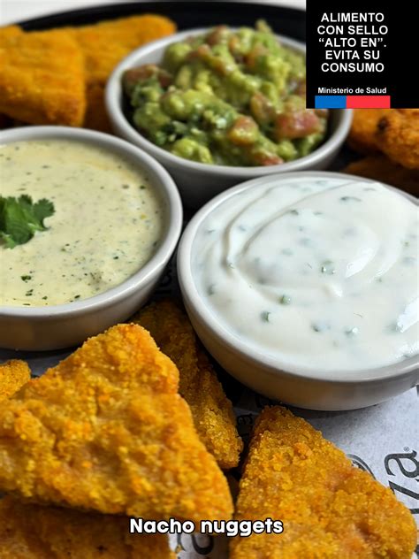 Variedad de dips para acompañar popcorn nuggets