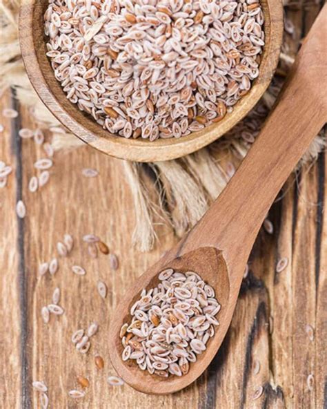 Foto: Variedad de semillas y psyllium husk para pan sin harina