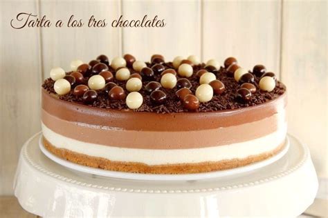 Foto: Tarta tres chocolates con capa blanca