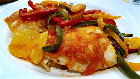 bacalao al horno con patatas y pimientos
