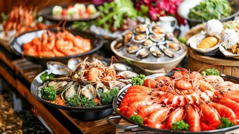 variedad de crustáceos en una mesa festiva
