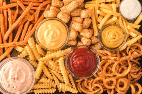 Esquema de diferentes tipos de envases de papas fritas y sus componentes