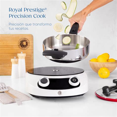 Thermomix preparando una masa para postre, mostrando la balanza integrada