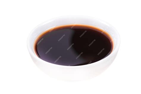 Salsa Unagi oscura y brillante en un tazón de cerámica
