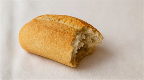 Imagen de un mendrugo de pan duro