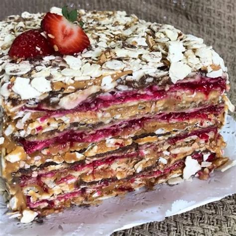 torta mil hojas de chocolate y frambuesa