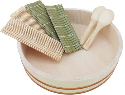 Esquema de las herramientas tradicionales: Hangiri, Shamoji y Makisu con sus nombres en japonés
