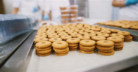 Imagen de galletas o fábrica Competa (recreación o archivo)