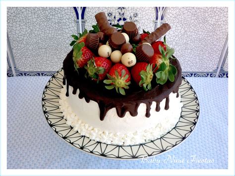 Tarta decorada con fondant y rellenos estables